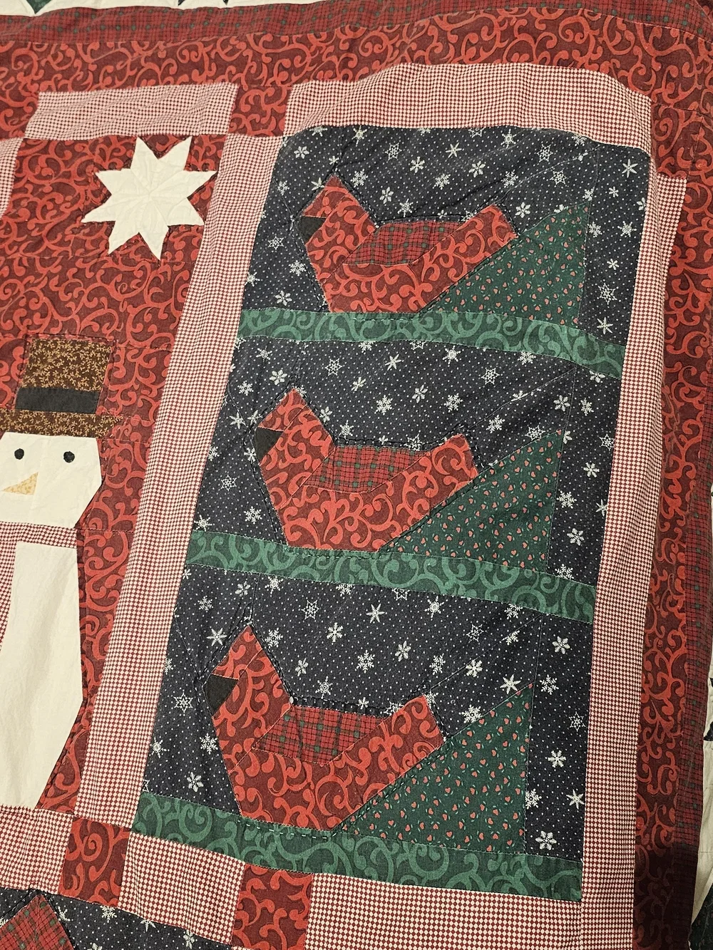 Holiday Patchwork Quilt - Red, Green & Navy Winter Design